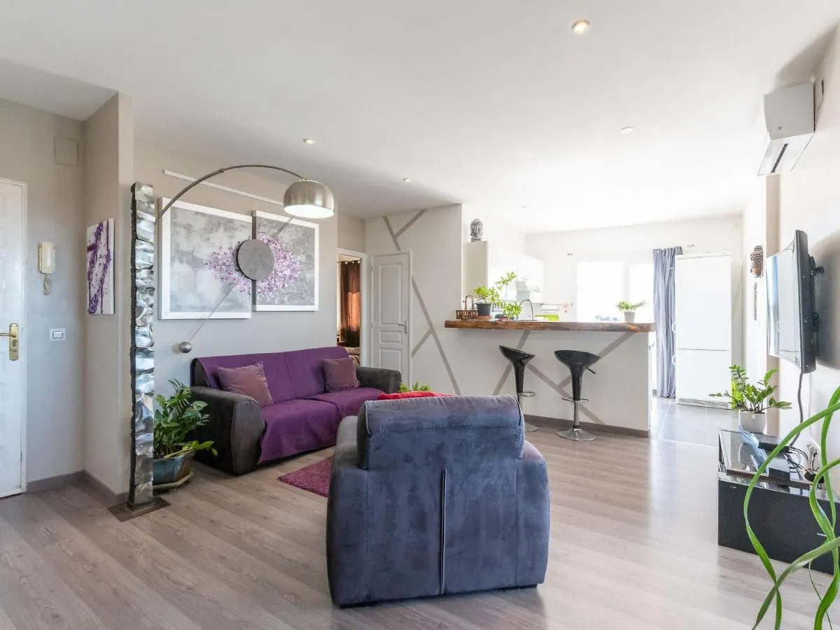 Apartment Edificio Claudia By Interhome Roses