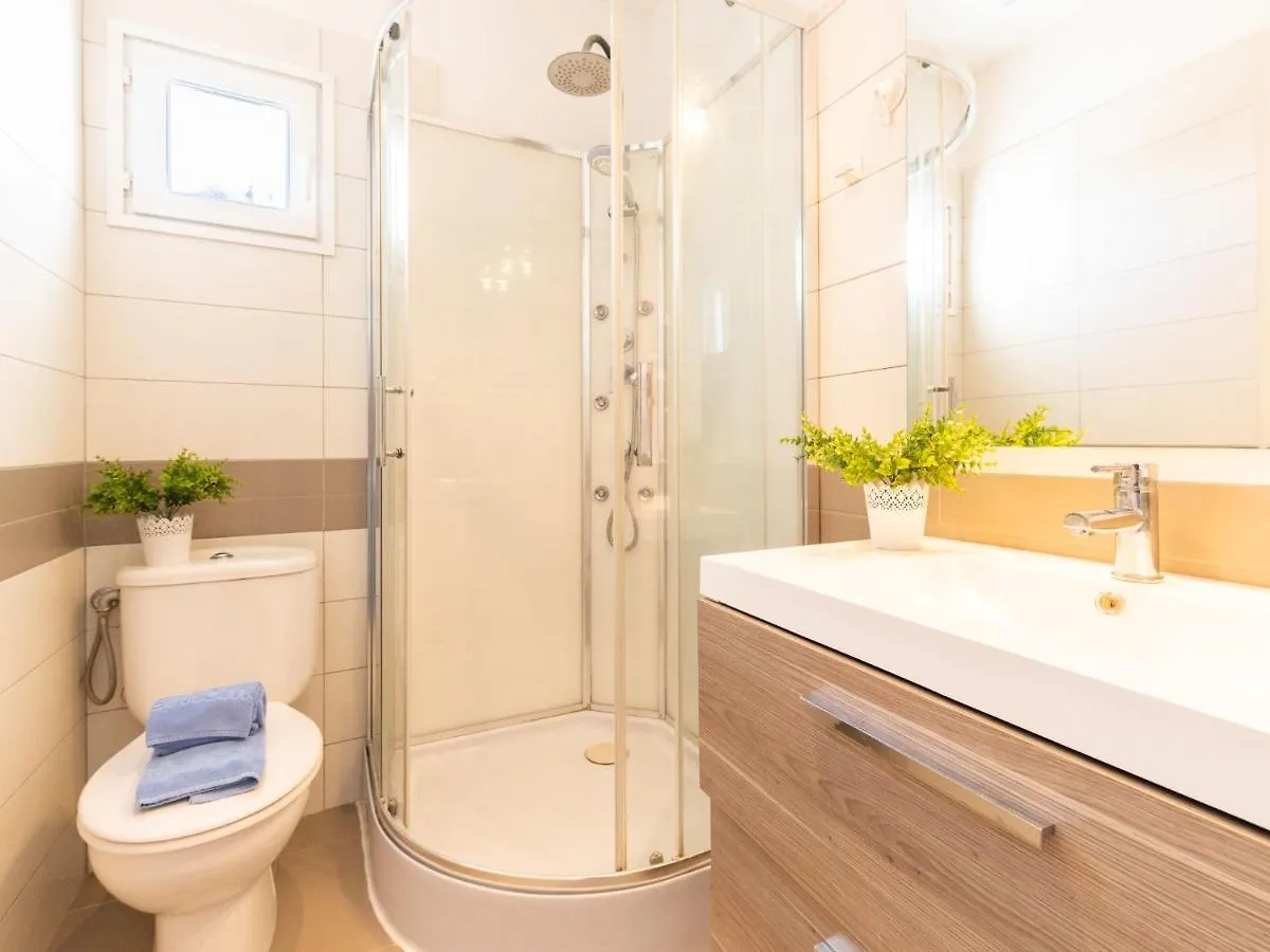 Apartment Edificio Claudia By Interhome Roses